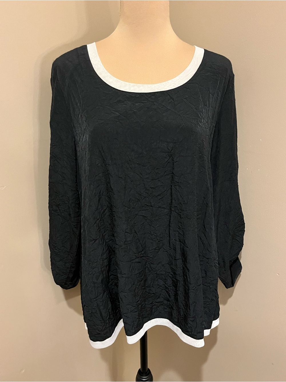 Ritche SilverBlack & White Scoop Neck, Split Back, White Sheer under, Small